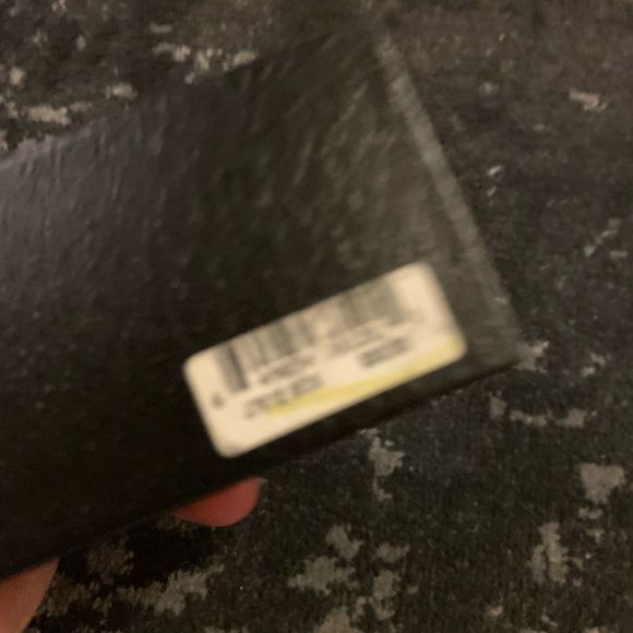 At Studio by Majestic “Botanical” - Picture 9 of 13